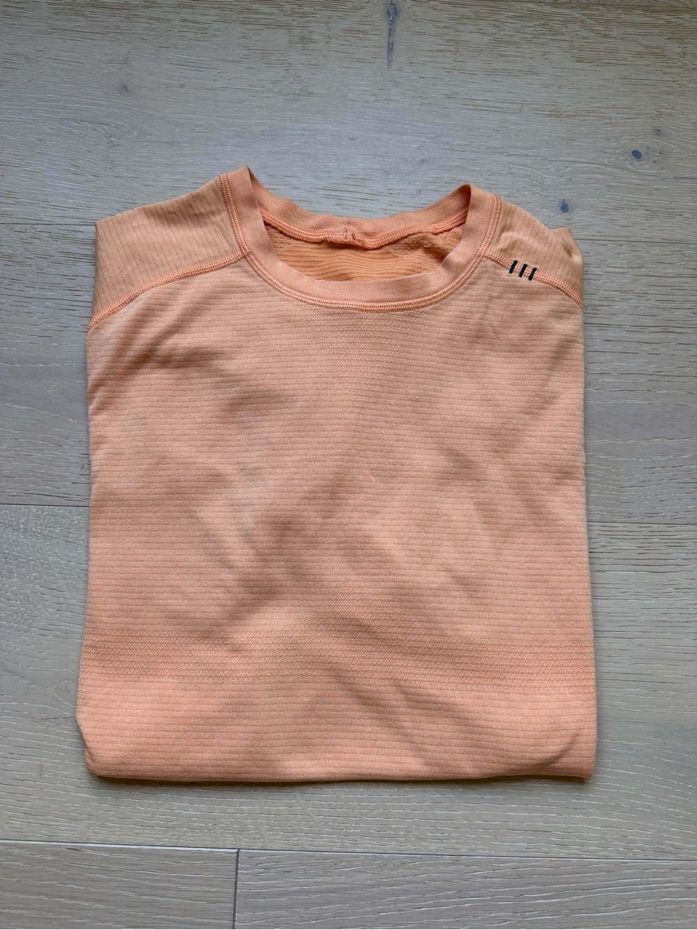 lululemon Metal Vent Tech Short Sleeve Shirt